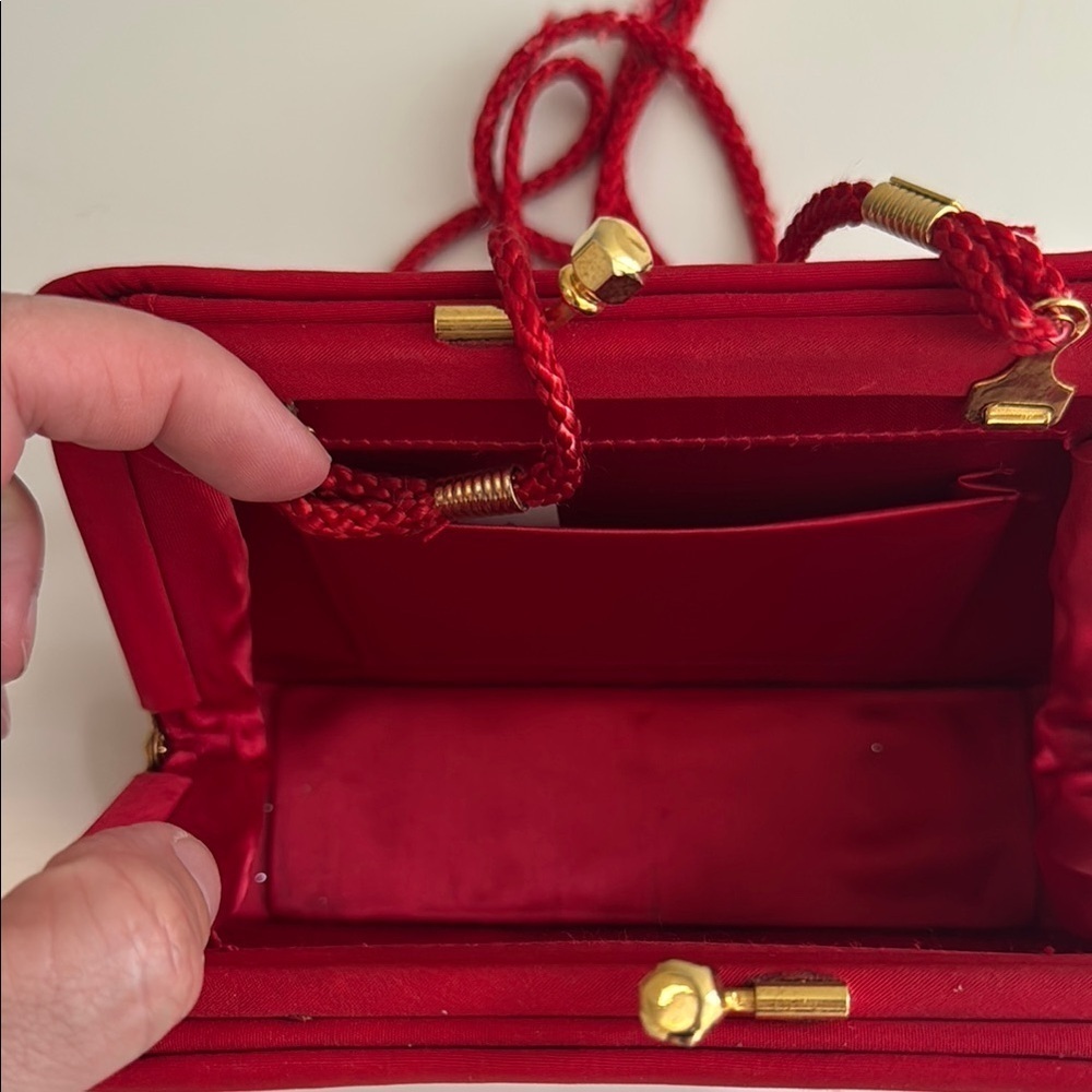 Vintage Red Clutch Wristlet - Picture 2 of 6